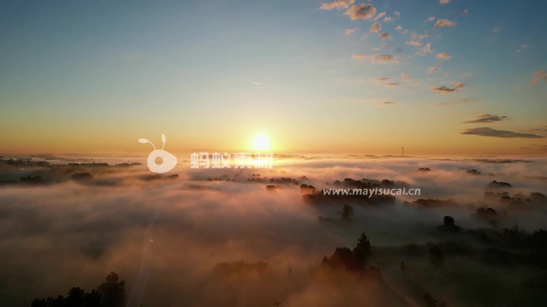 大气磅礴的日出航拍视频 雾气笼罩大地日出场景 相册第4张图 