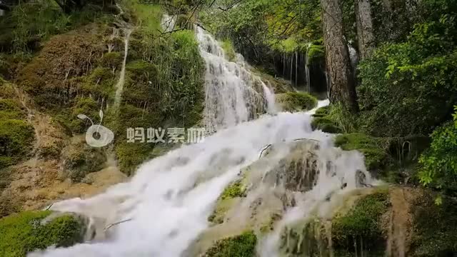 航拍大峡谷瀑布高山流水4K高清视频素材下载-第4张图