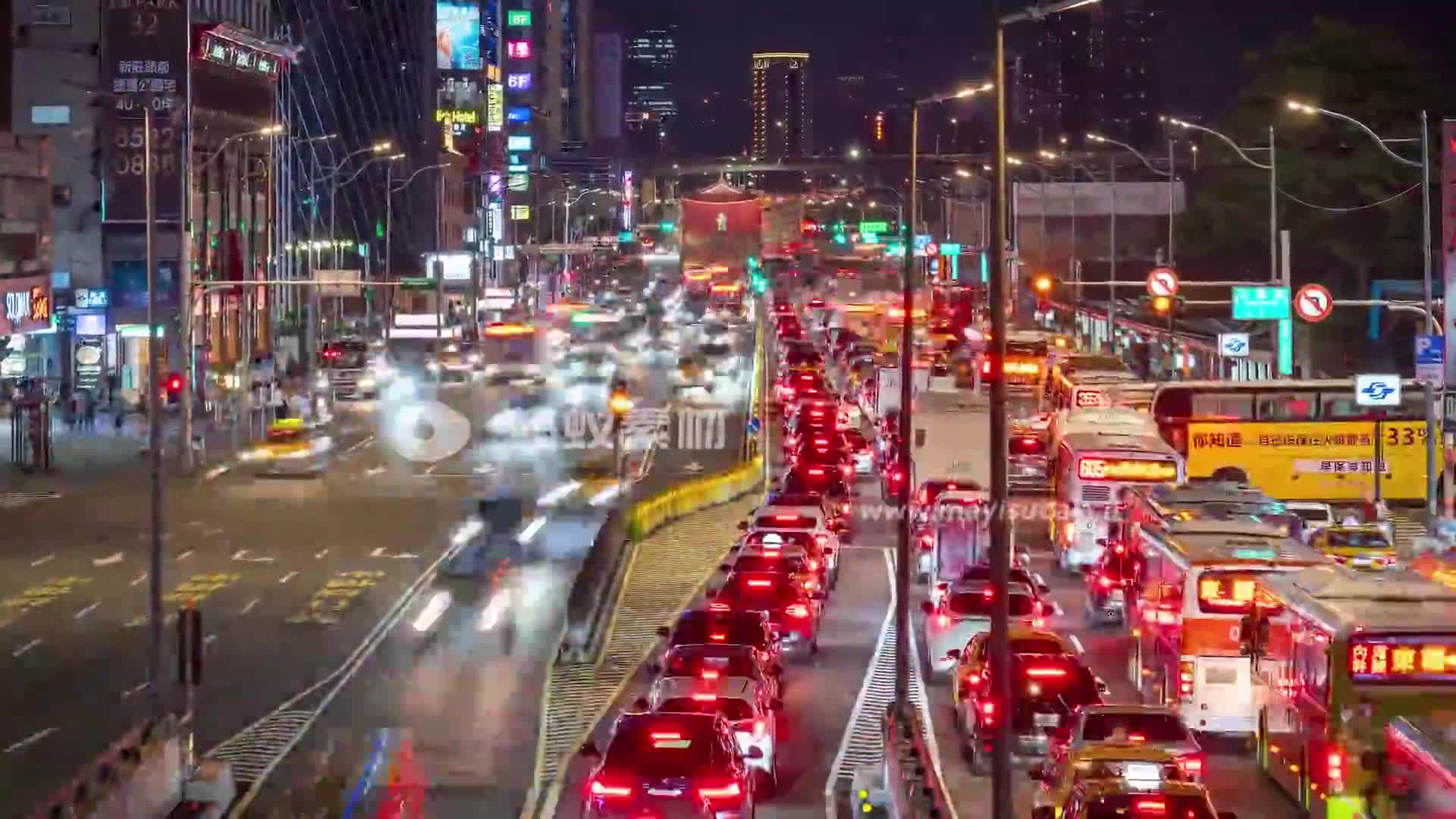 城市交通景观车水马龙的城市夜景高清实拍视频-第4张图