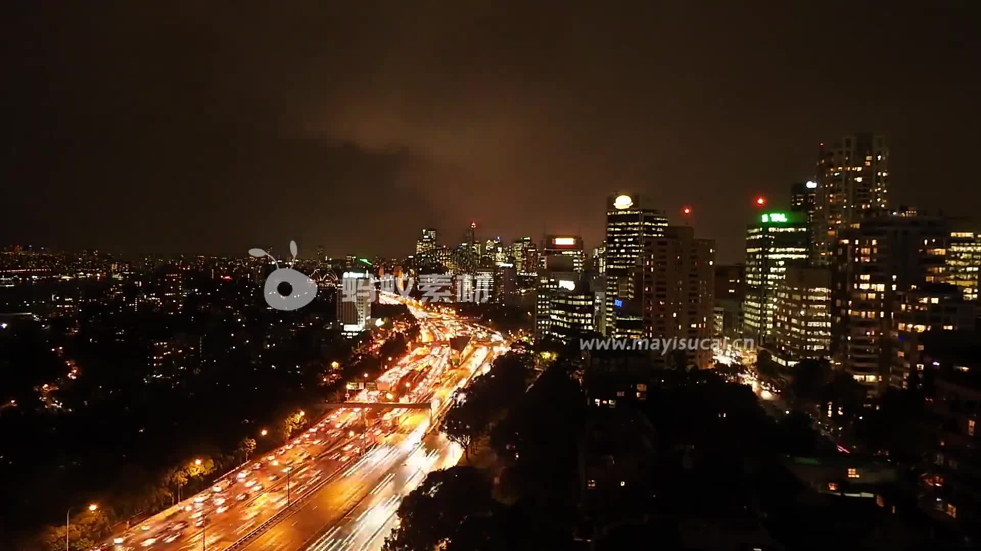 城市风景实拍延时摄影模式下的城市夜景-第1张图