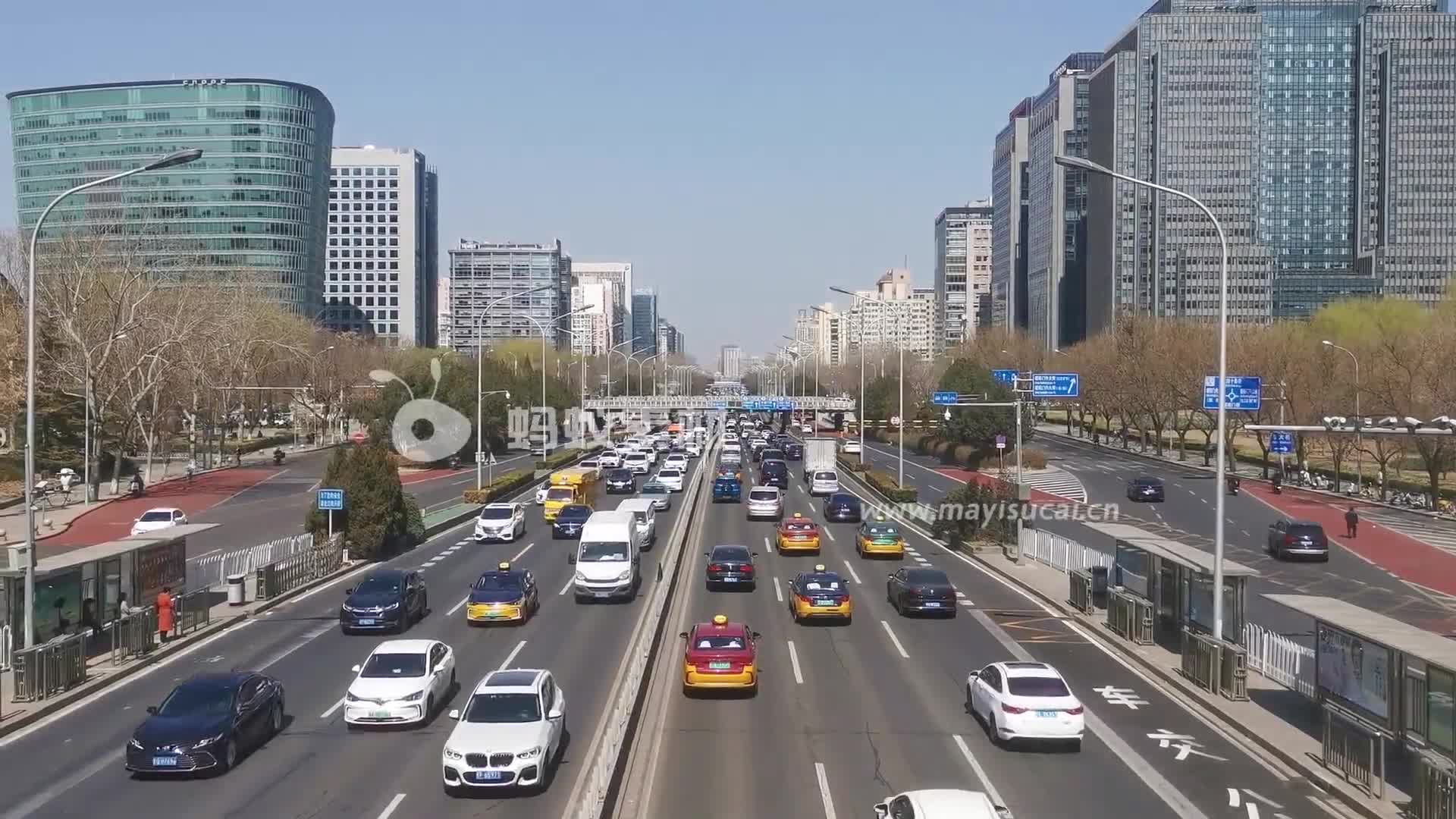 北京城市快速公路繁忙交通景观视频-第2张图